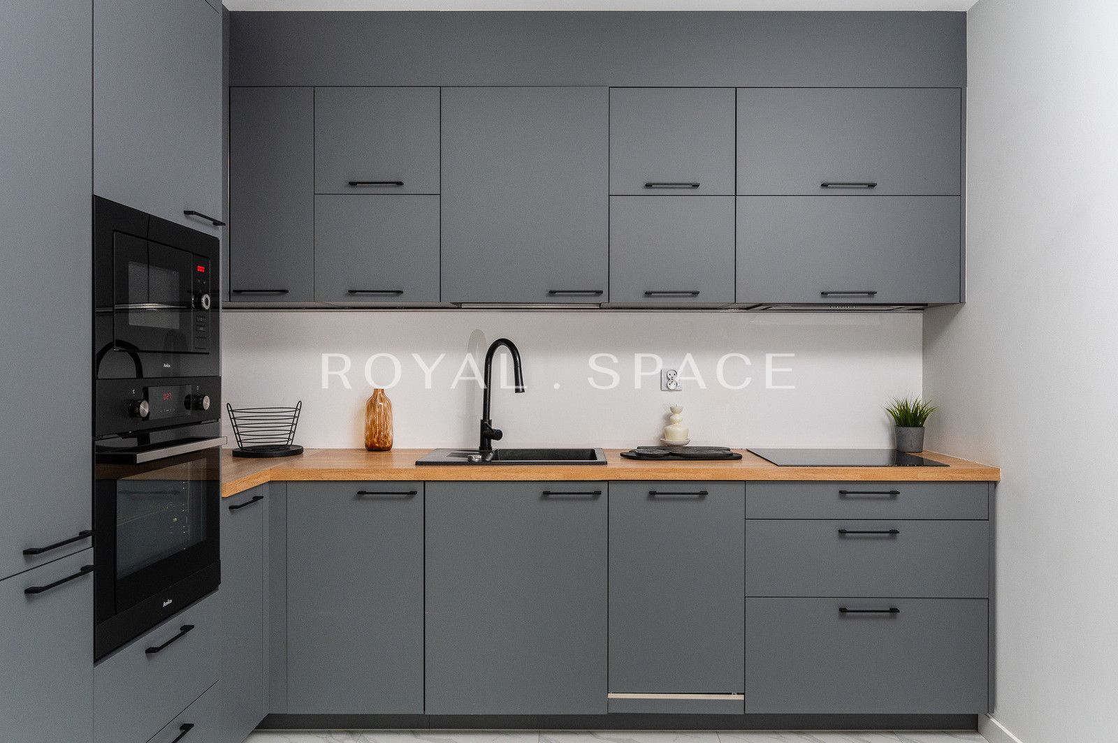 2-bedroom apartment next to shopping mall Serenada