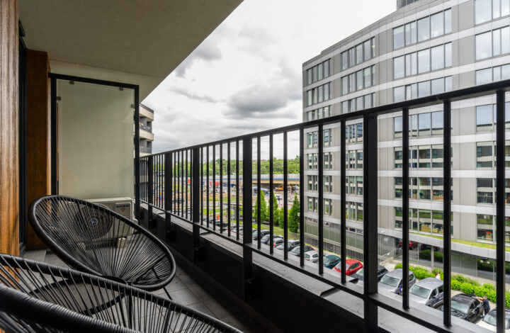 2-bedroom apartment next to shopping mall Serenada