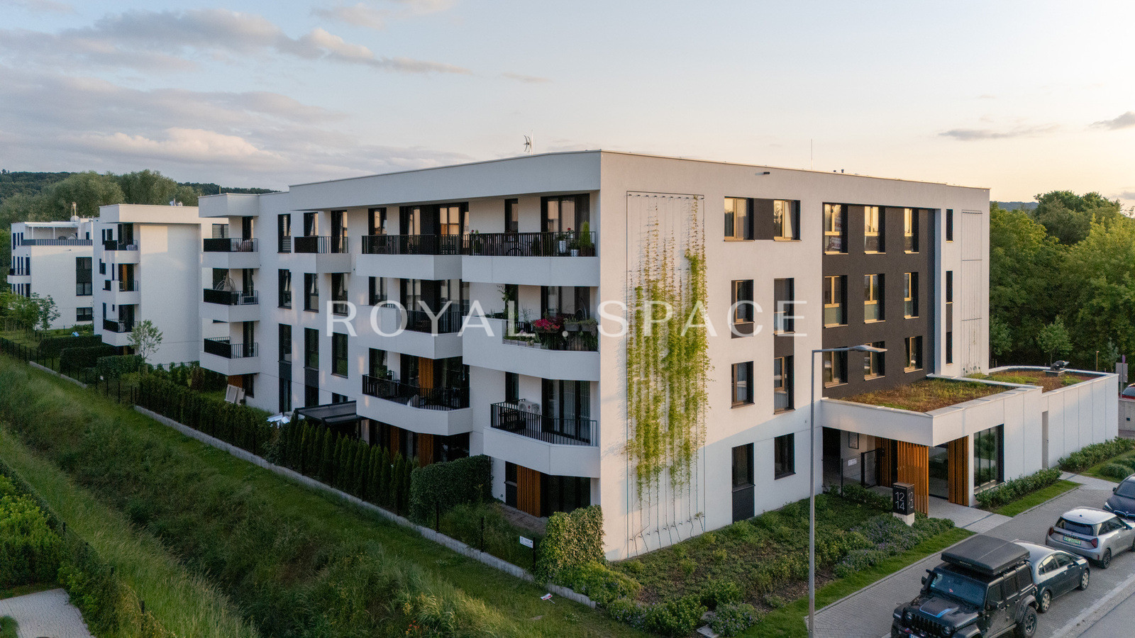 Komfortowe mieszkanie z balkonem i parkingiem!