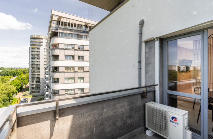 2-bedroom apartment with panoramic views Bronowice