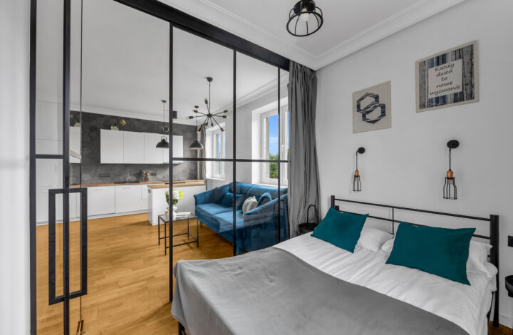 Stylish 42 m² Apartment | Krasiński Garden