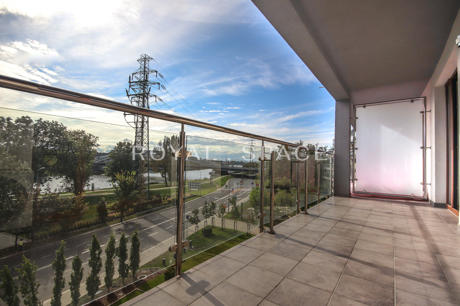 Spacious apartment on Vistula Terraces!