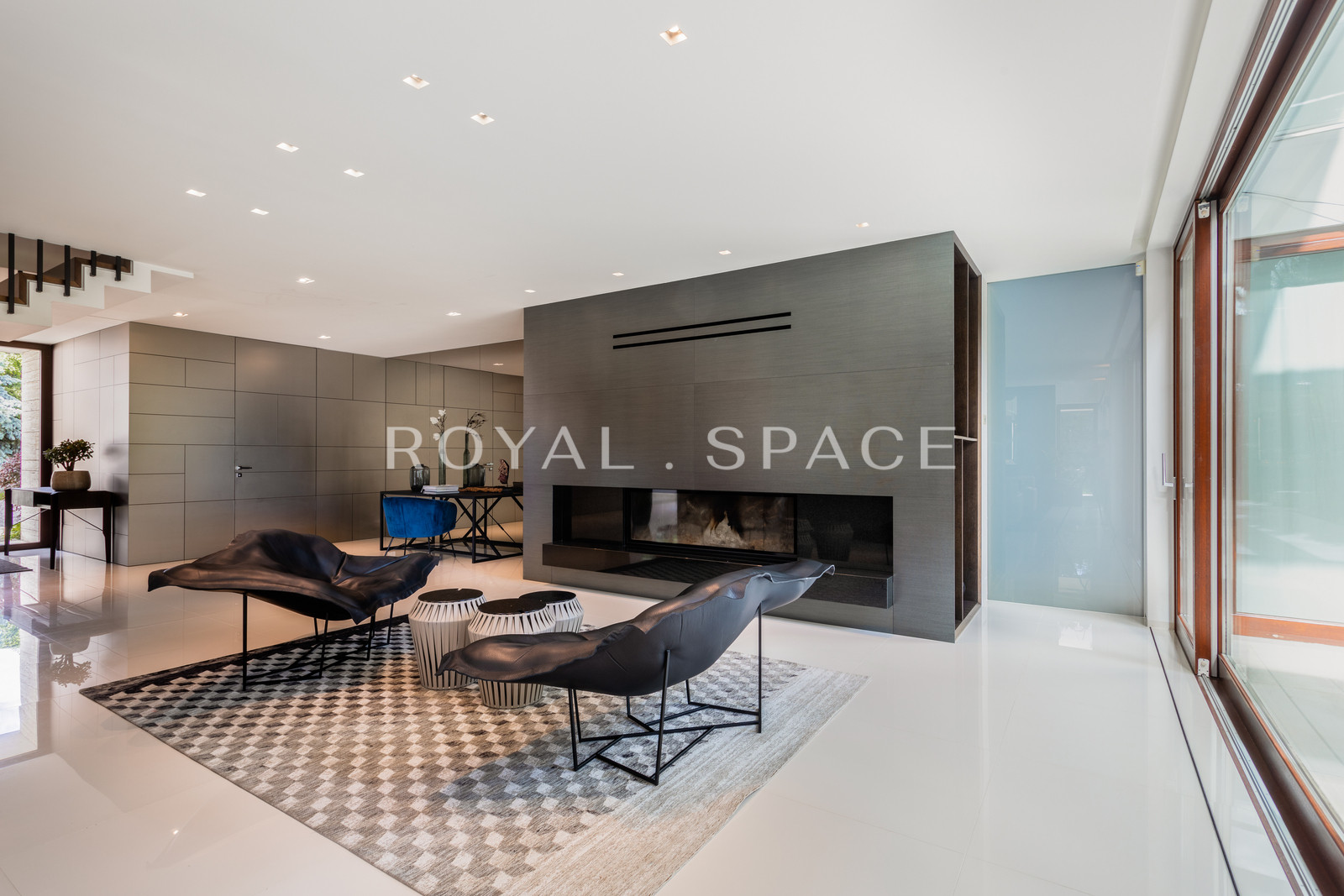 Luksusowa willa z dużym ogrodem na Bielanach!