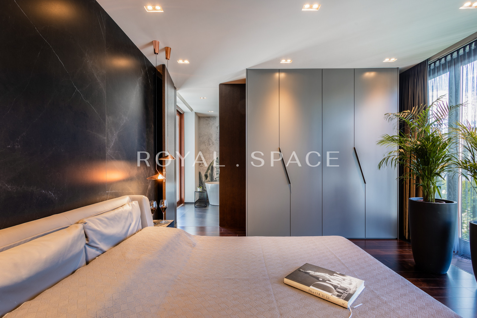 Luksusowa willa z dużym ogrodem na Bielanach!