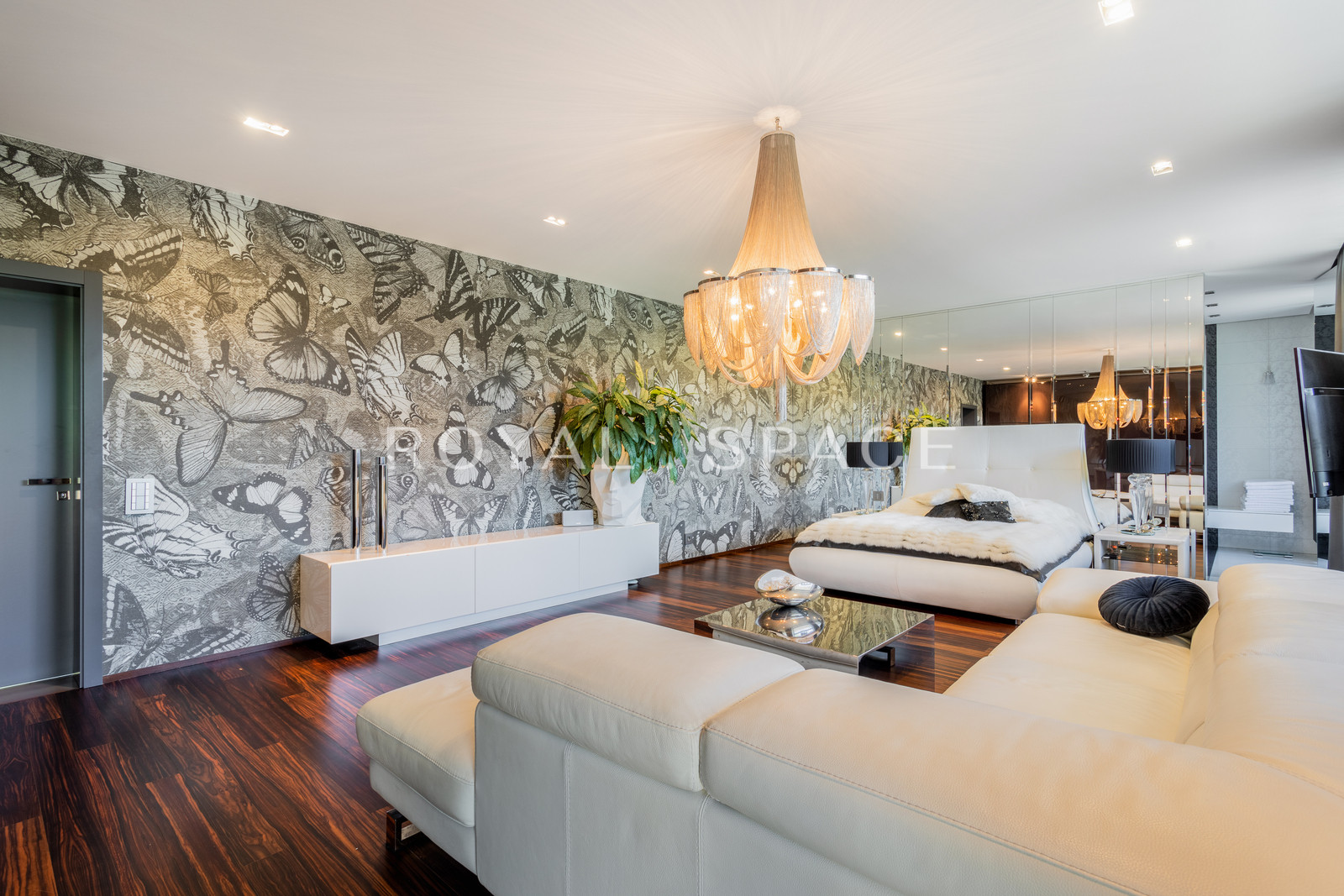 Luksusowa willa z dużym ogrodem na Bielanach!