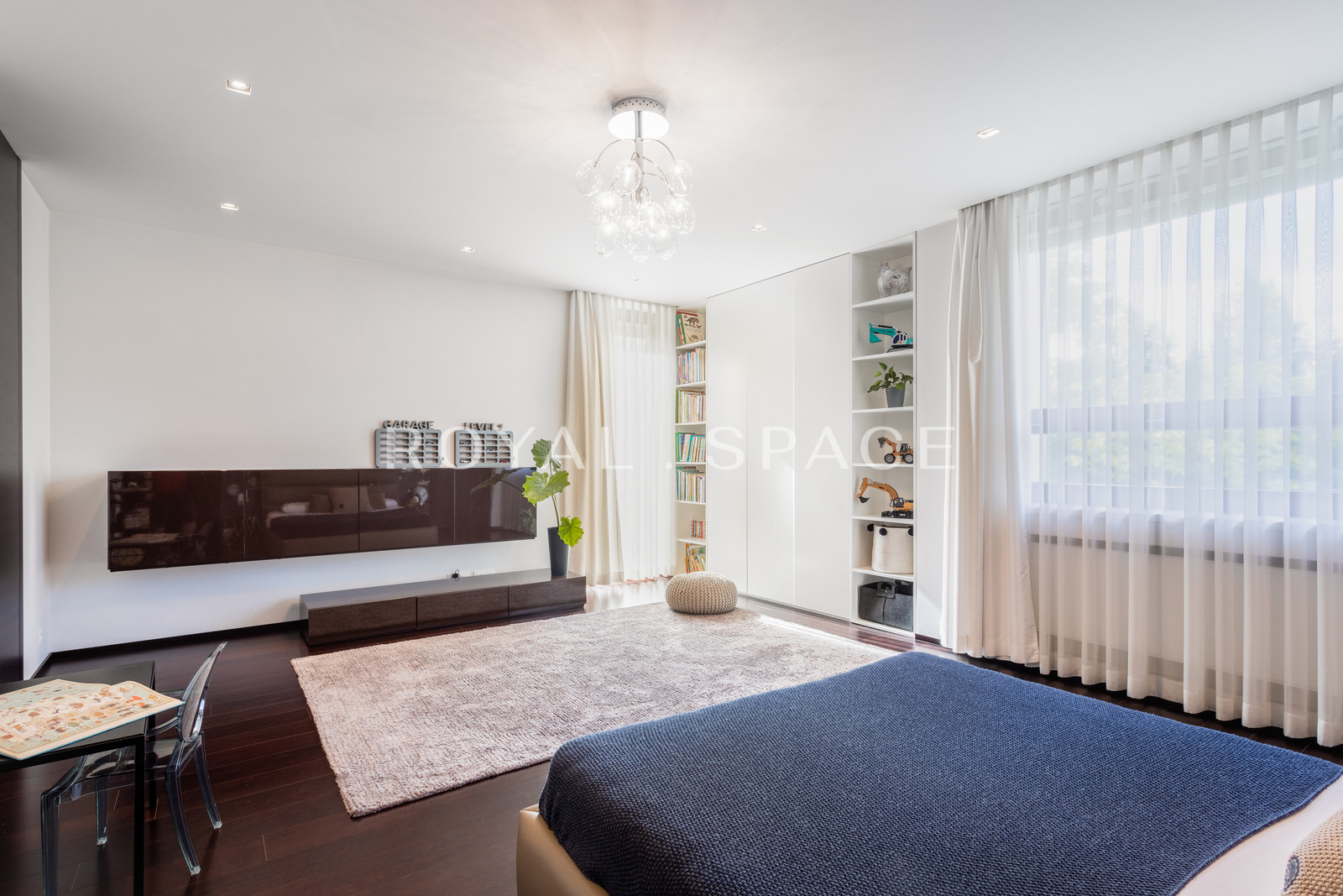 Luksusowa willa z dużym ogrodem na Bielanach!