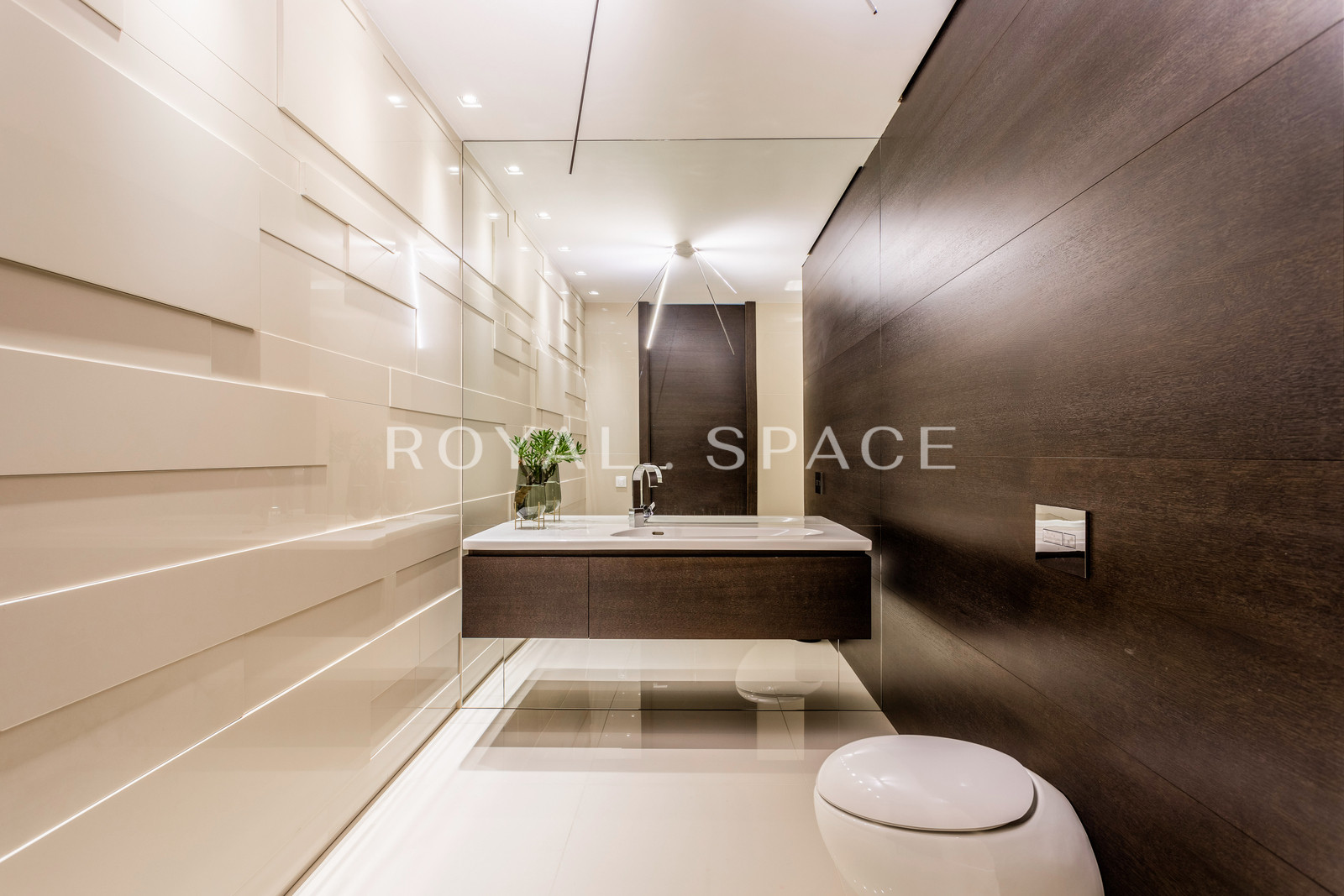 Luksusowa willa z dużym ogrodem na Bielanach!