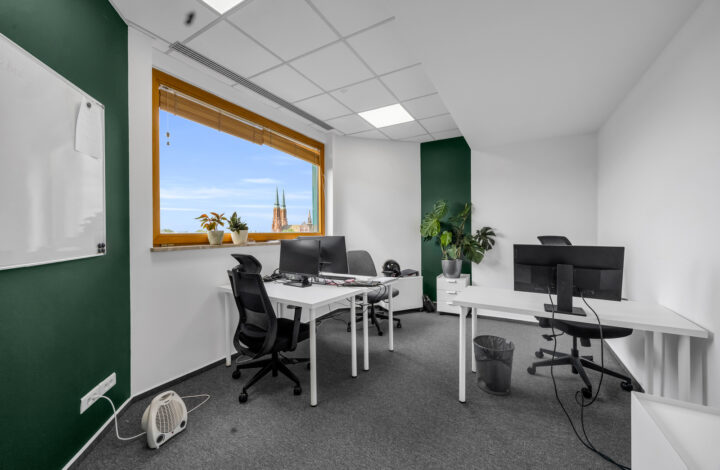 Office in Praga Północ with panoramic view!