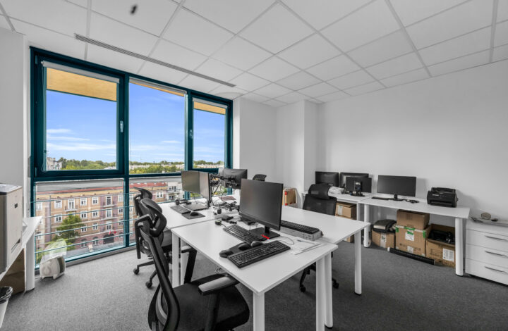 Office in Praga Północ with panoramic view!