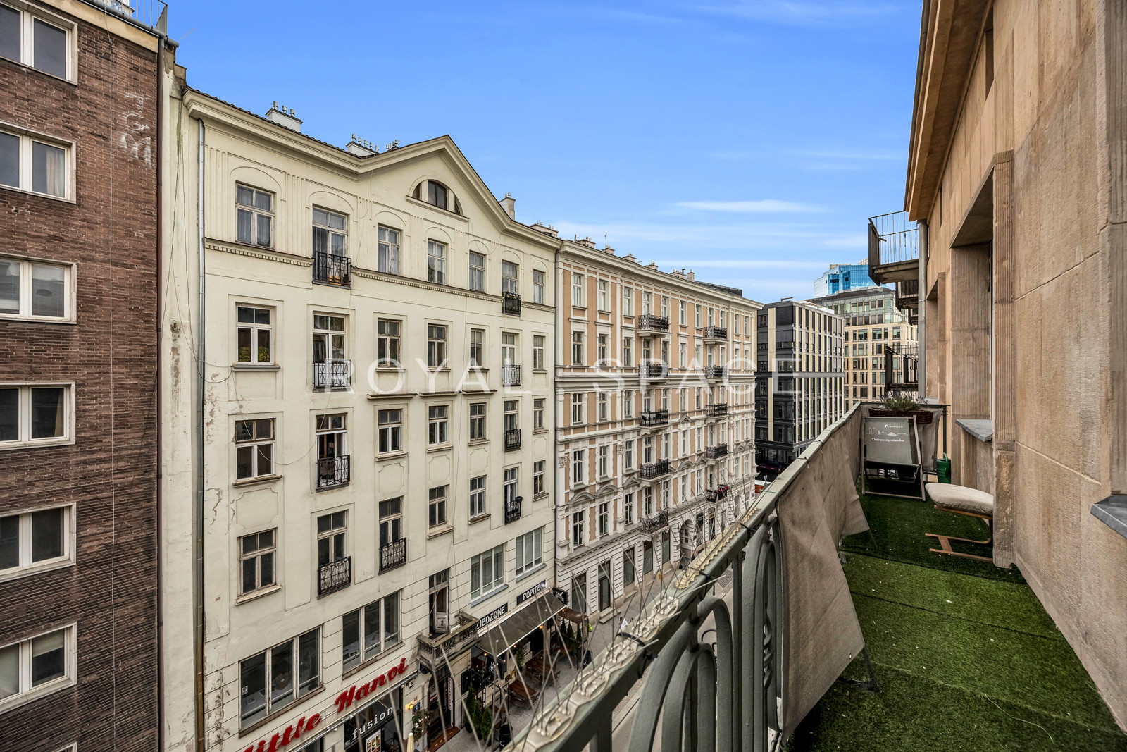 Studio w sercu Warszawy z wyjątkowym widokiem