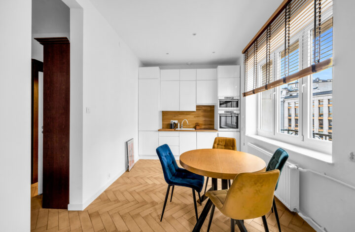 Studio w sercu Warszawy z wyjątkowym widokiem