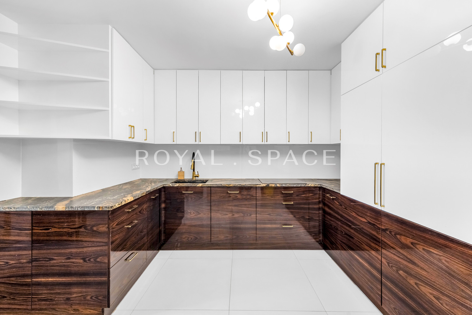 Dwupoziomowy apartament z widokiem na park i PKiN
