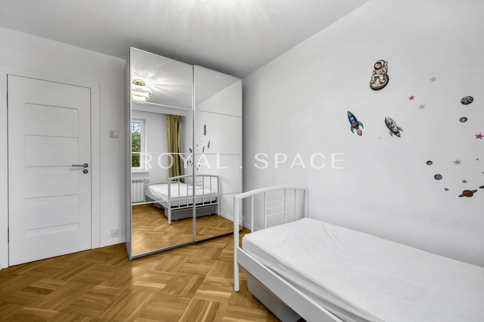 Dwupoziomowy apartament z widokiem na park i PKiN