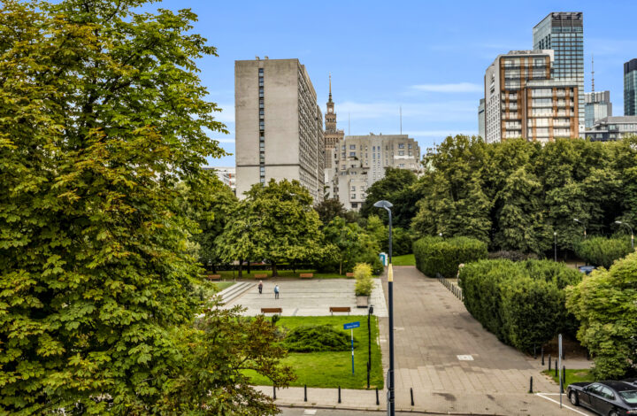 Dwupoziomowy apartament z widokiem na park i PKiN
