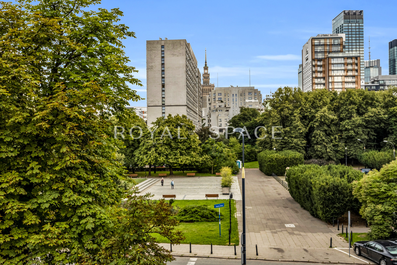 Dwupoziomowy apartament z widokiem na park i PKiN