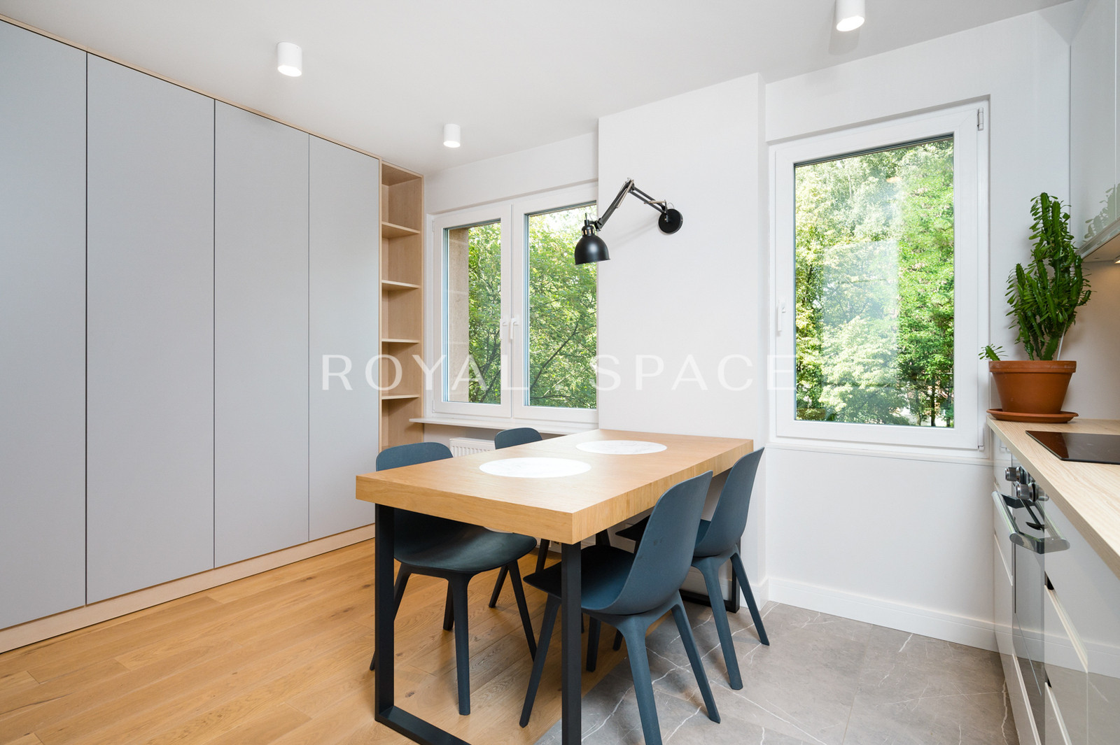 Elegancki apartament z osobną kuchnią