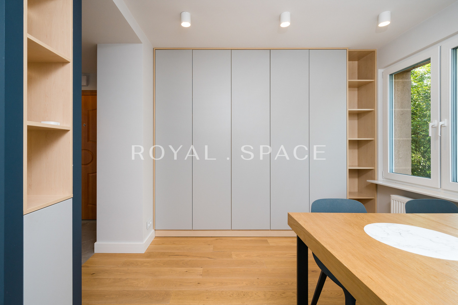 Elegancki apartament z osobną kuchnią