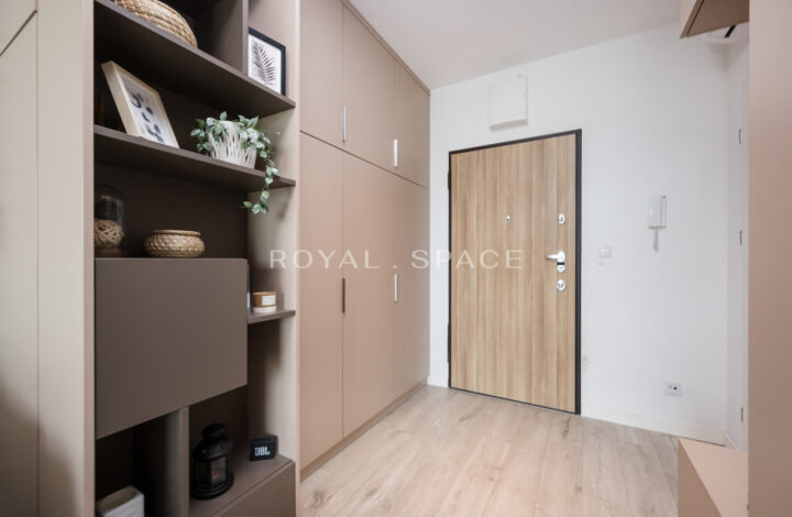 Studio with a large terrace and a view