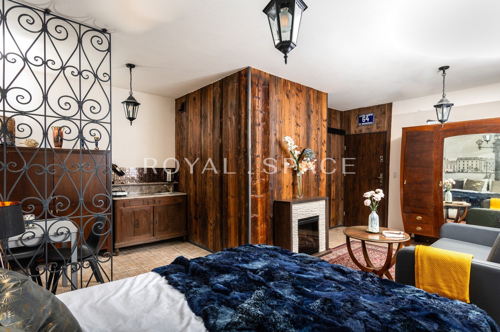 Townhouse-style villa in Salwator!