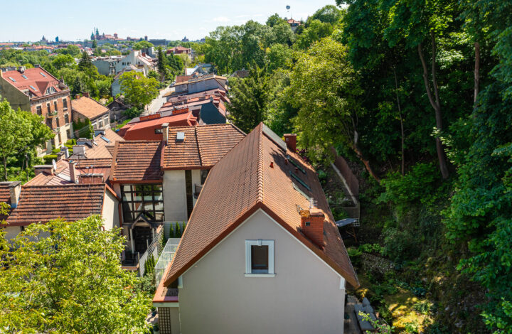 Townhouse-style villa in Salwator!