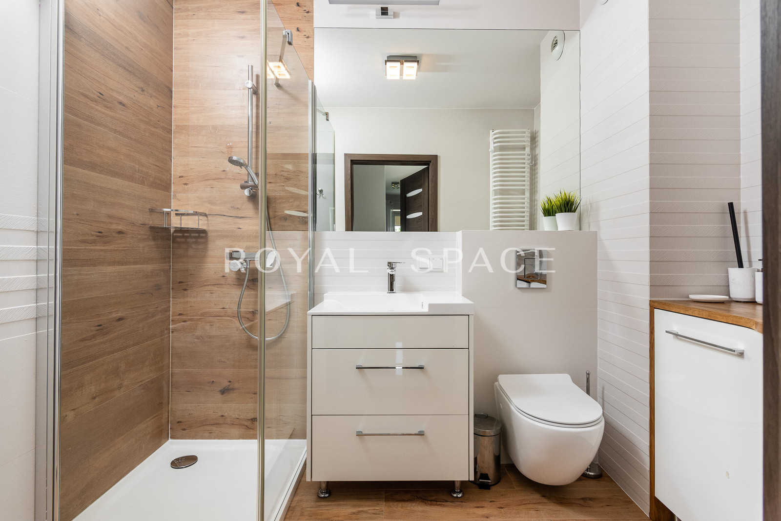 Стильна квартира з окремою кухнею | VERMELO