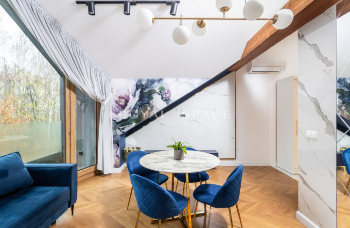 Cozy, sunlit apartment for rent!