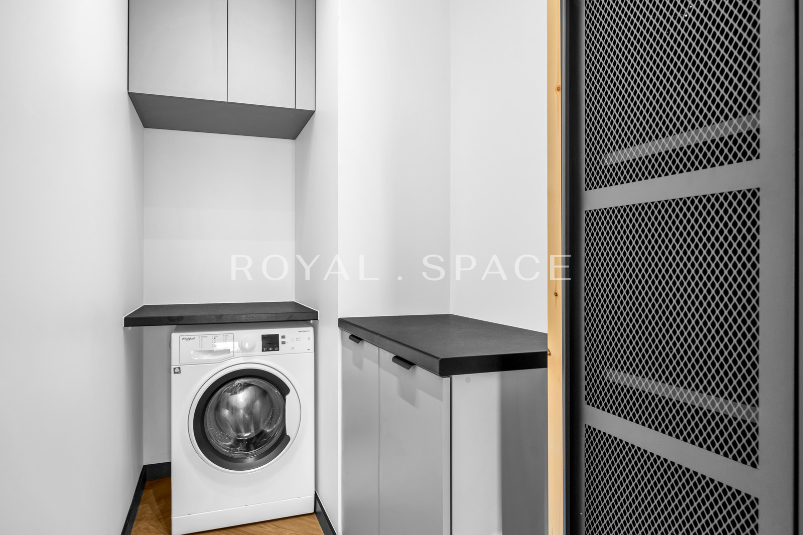 Narożny apartament z loggią na 11. piętrze