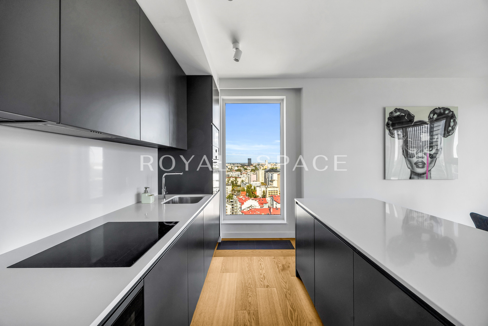 Апартаменти з зимовим садом на 20-му поверсі!