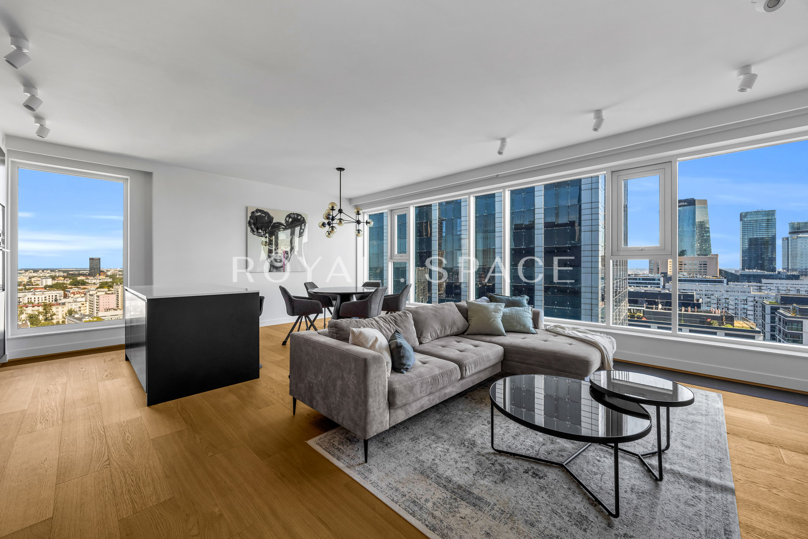 Апартаменти з зимовим садом на 20-му поверсі!