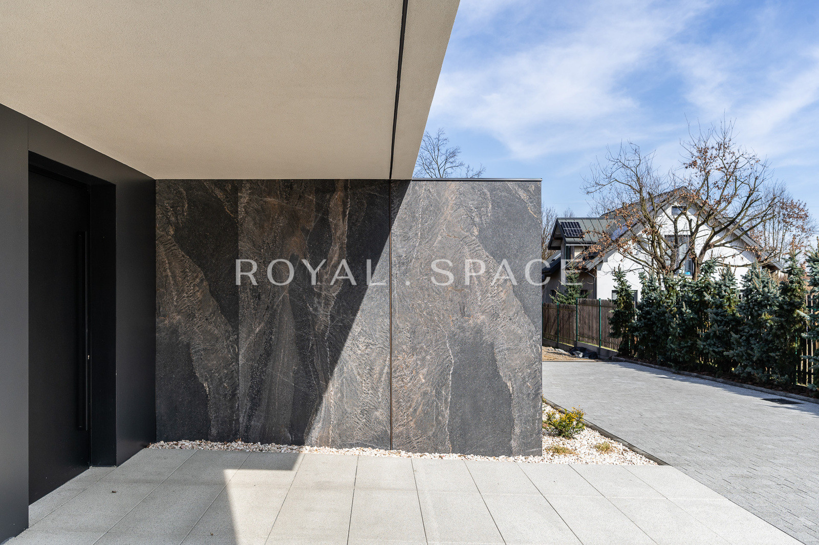 The last available house in a beautiful investment