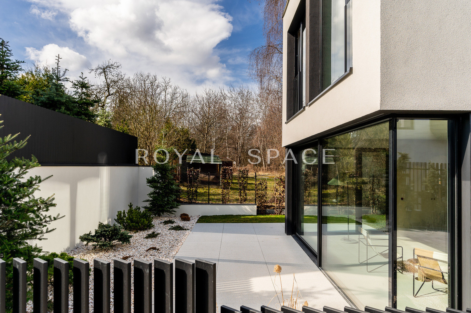 The last available house in a beautiful investment