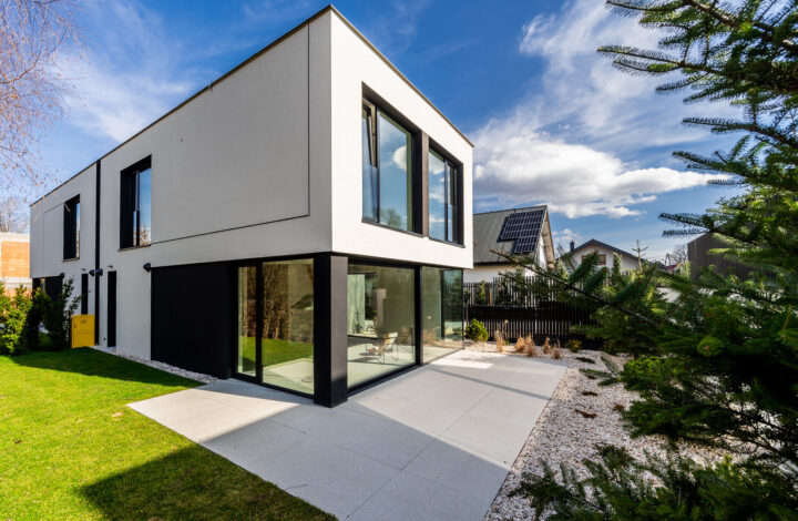 The last available house in a beautiful investment
