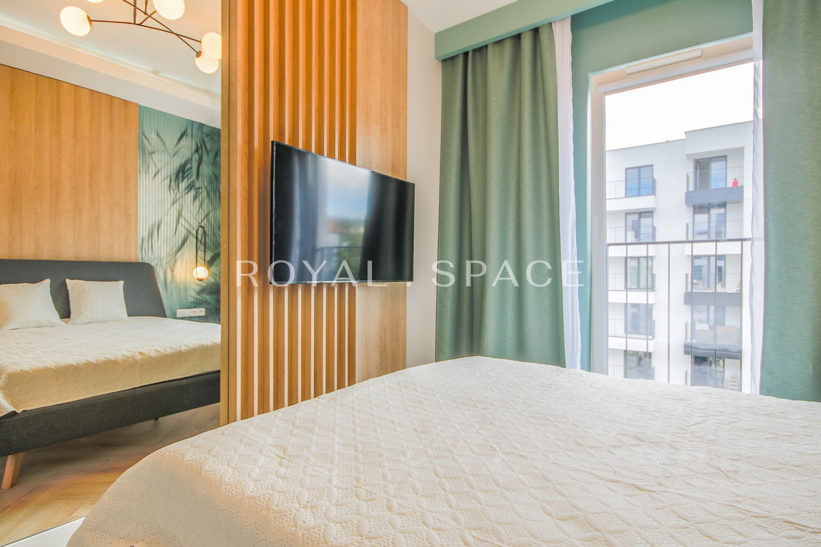 Сучасна квартира з балконом | Steam Park