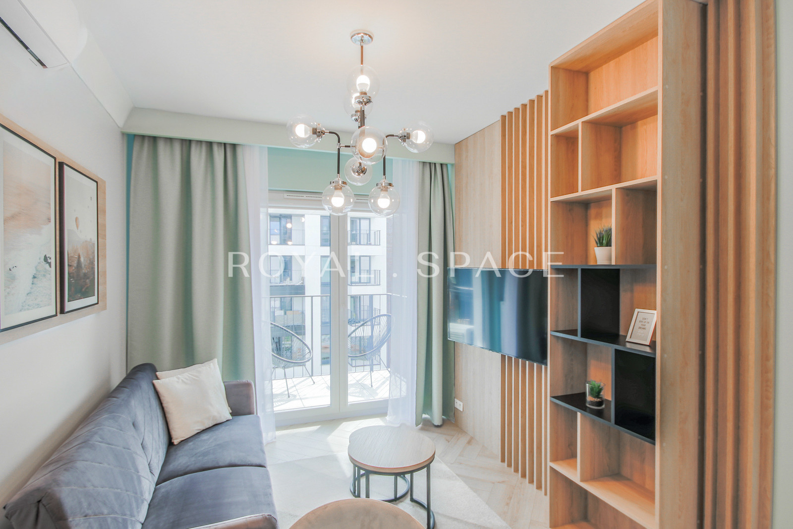 Сучасна квартира з балконом | Steam Park