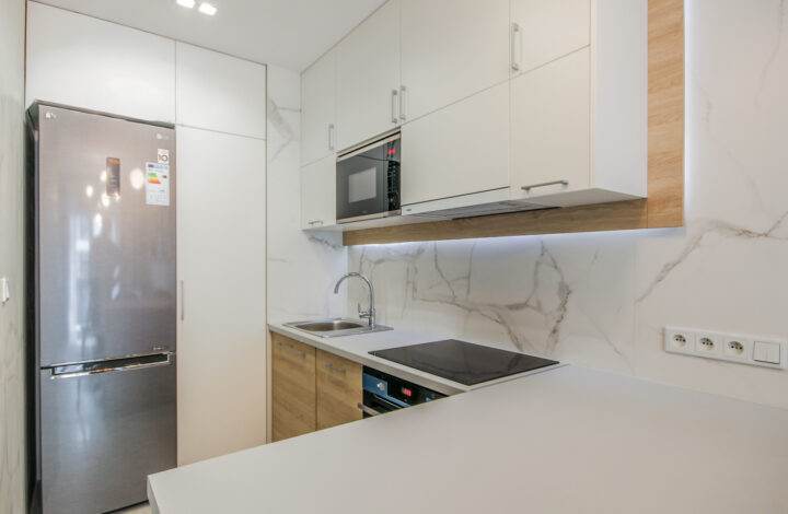 Сучасна квартира з балконом | Steam Park