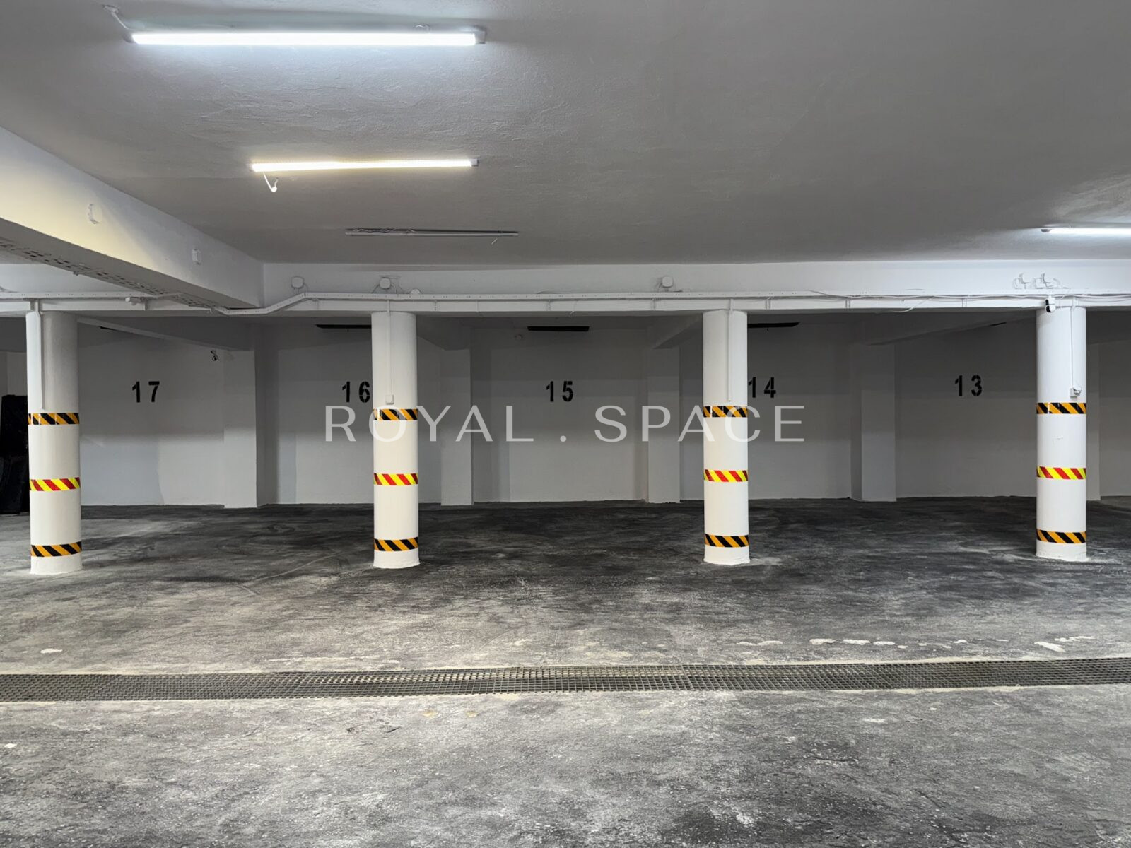 Garaż podziemny na 24 miejsca | RUCZAJ