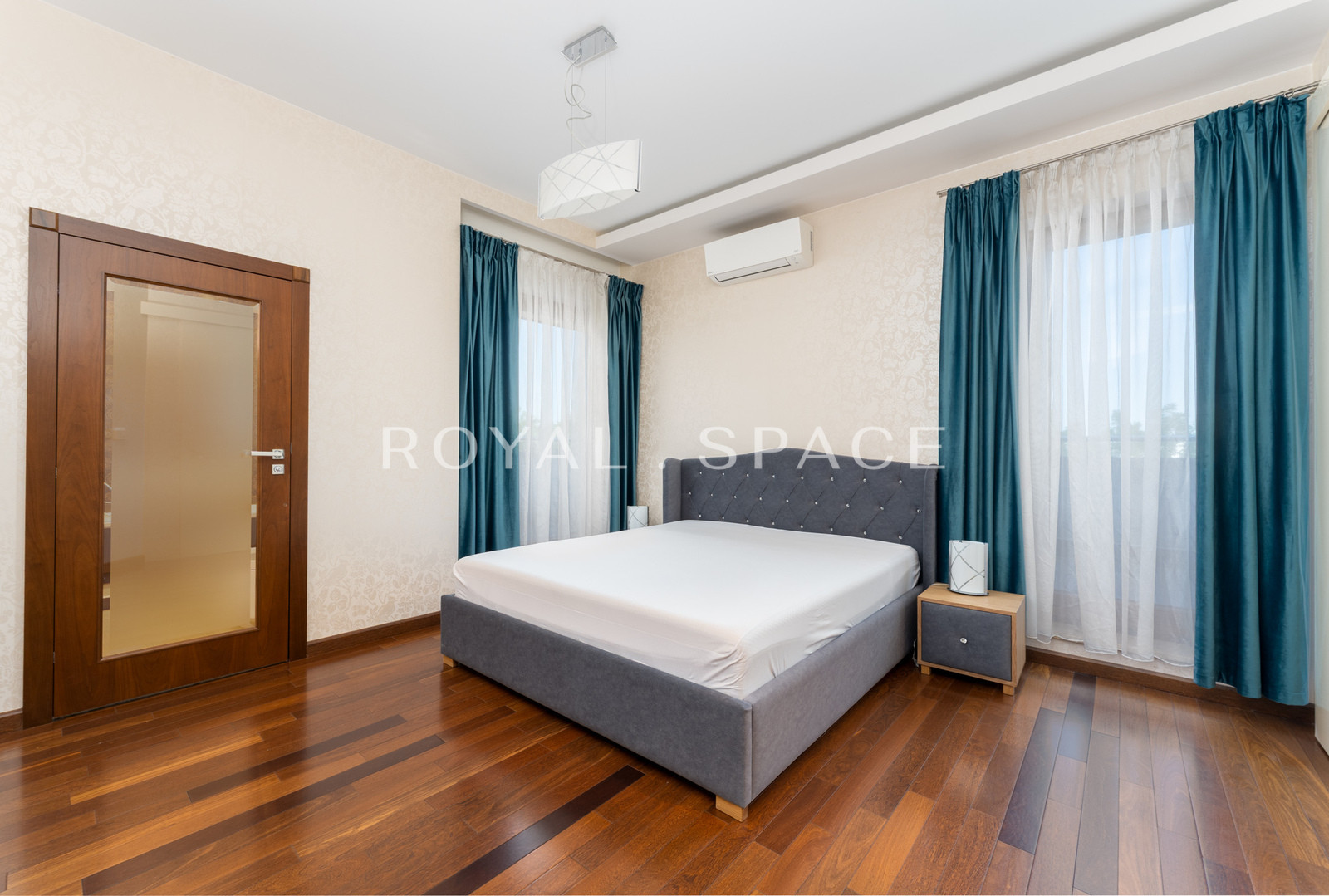 Пентхаус з терасою в Старому Місті!