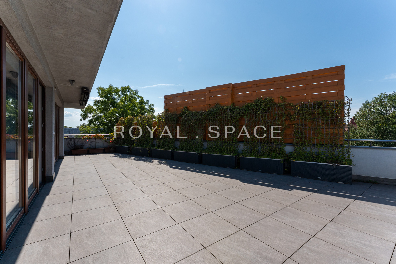 Пентхаус з терасою в Старому Місті!