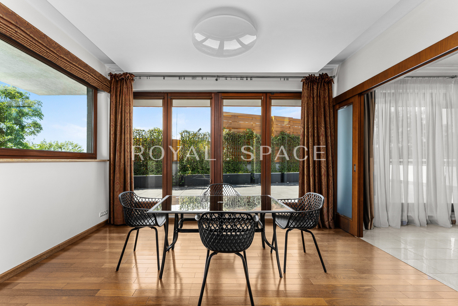 Пентхаус з терасою в Старому Місті!