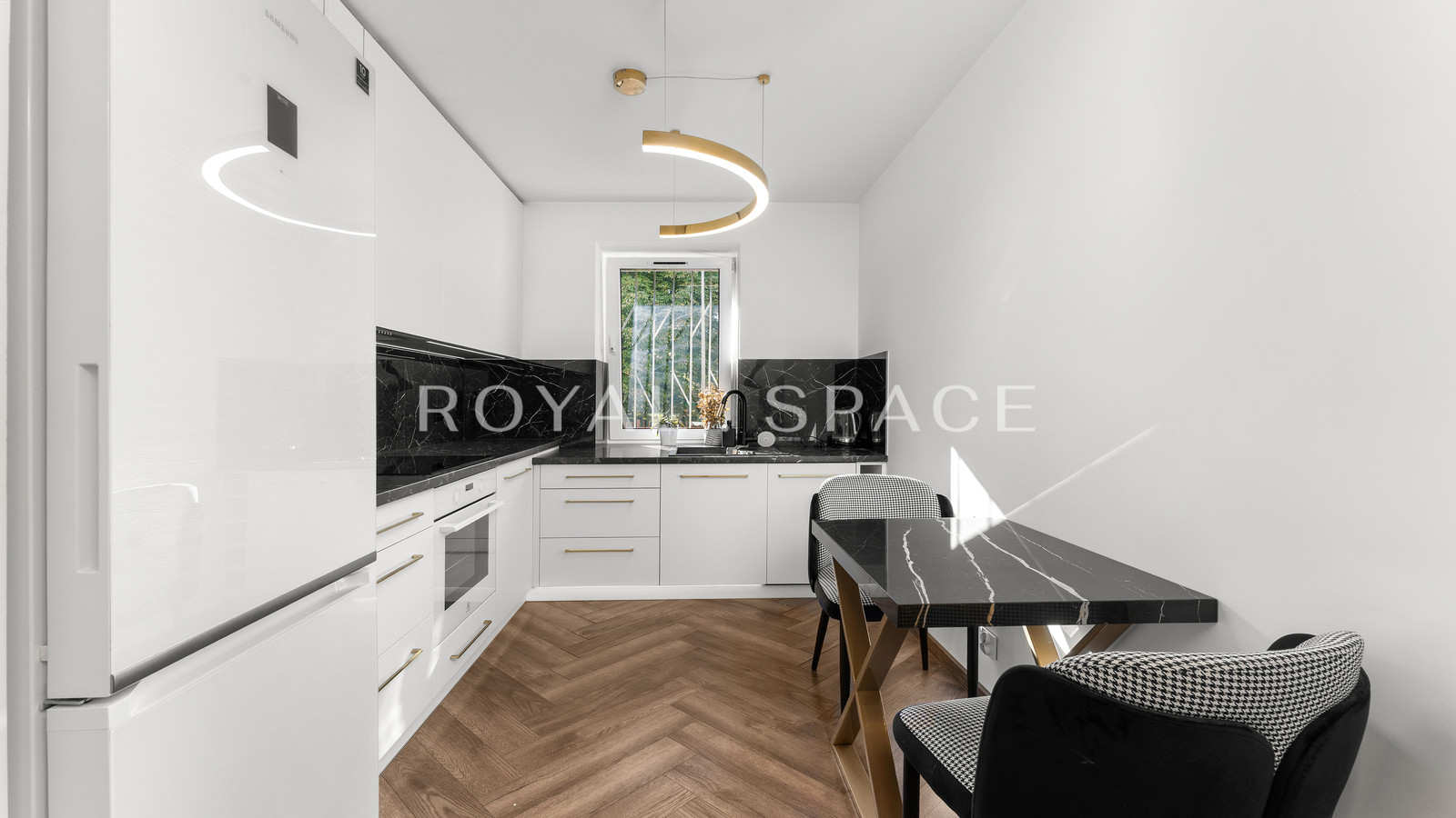 Przytulne mieszkanie z balkonem | Dywizjonu 303