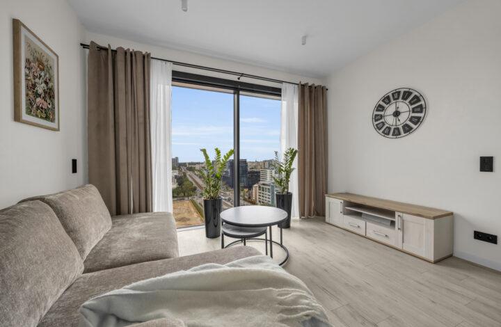 Modern Apartment in the Heart of Wola | 17th Floor