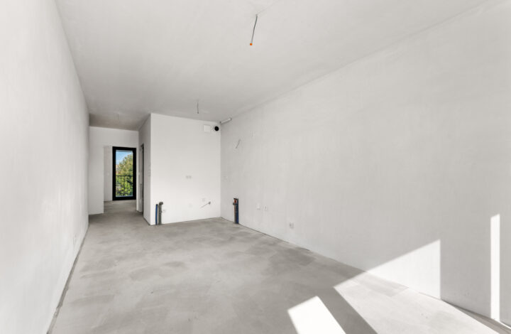 Jasny apartament z Garderobą | Młyny Mogilska