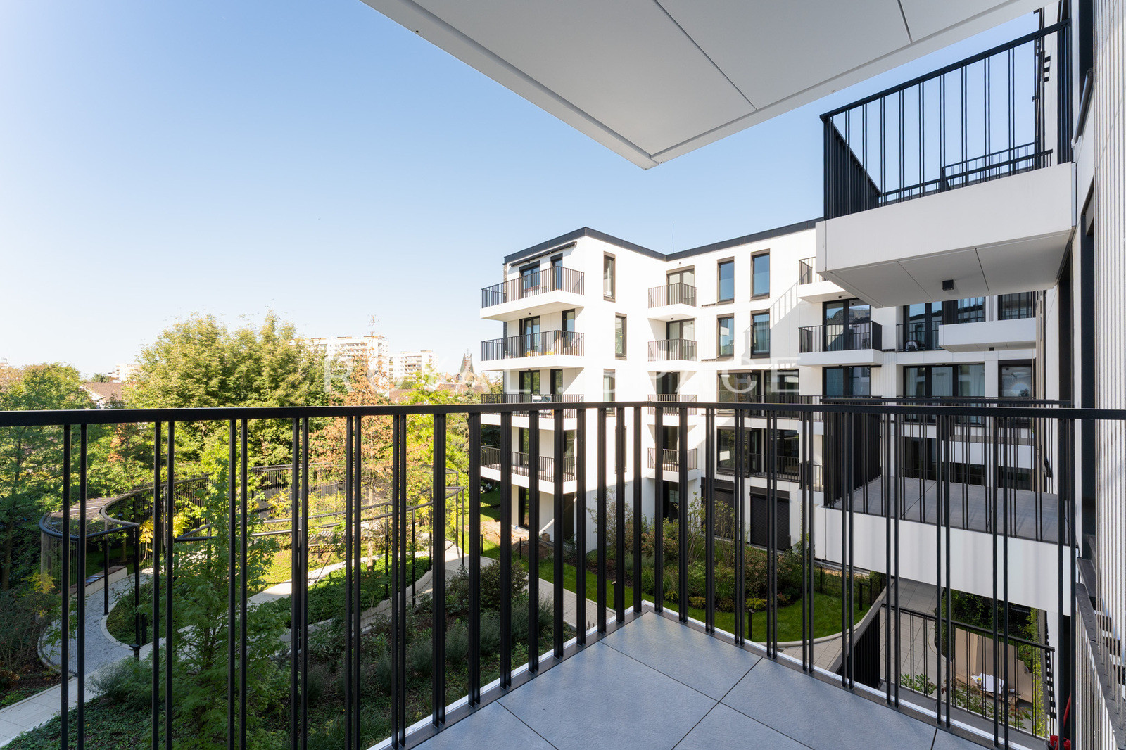 Jasny apartament z Garderobą | Młyny Mogilska