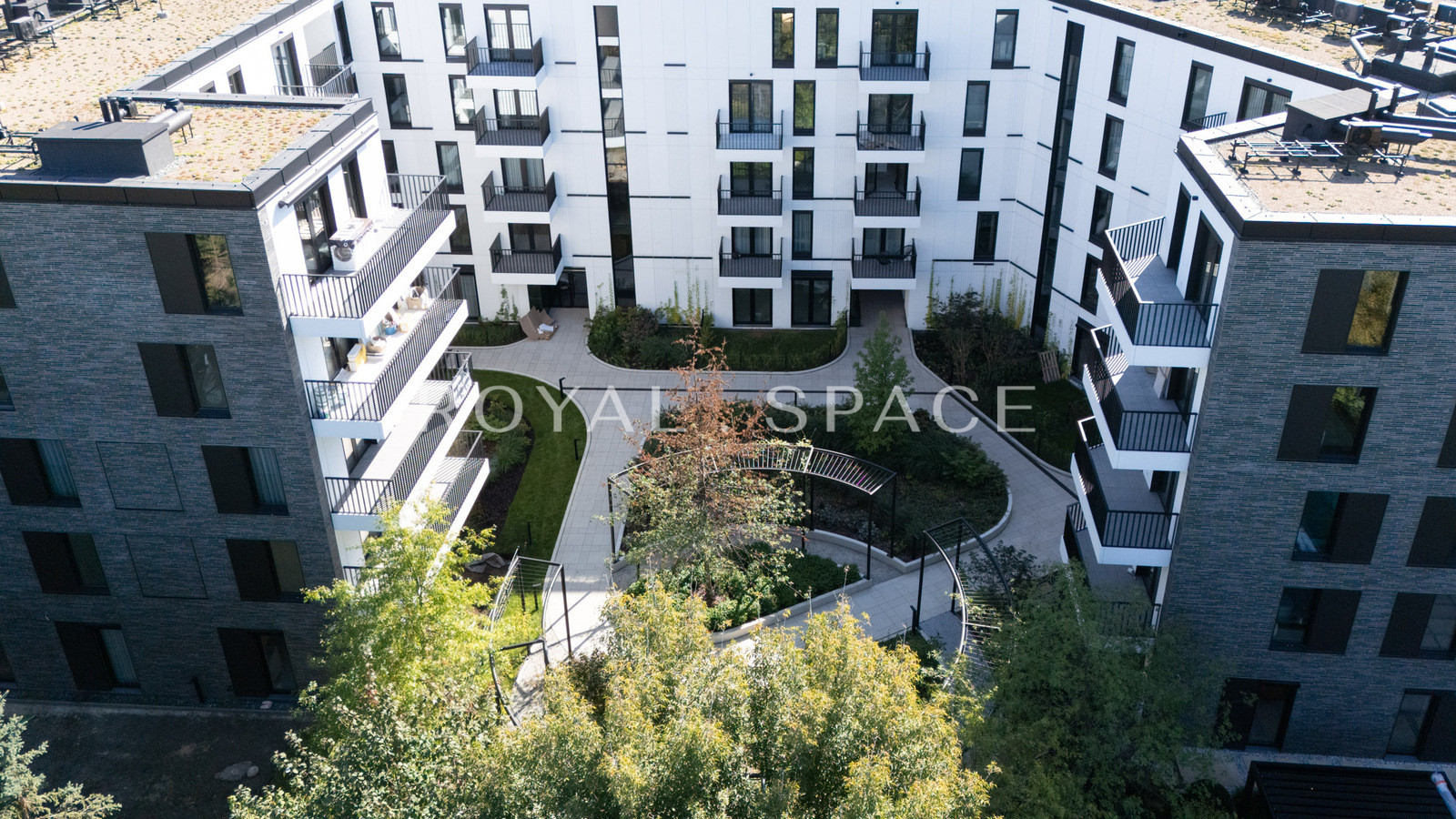 Jasny apartament z Garderobą | Młyny Mogilska