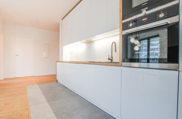 Przestronny apartament z tarasem – Wiślane Tarasy