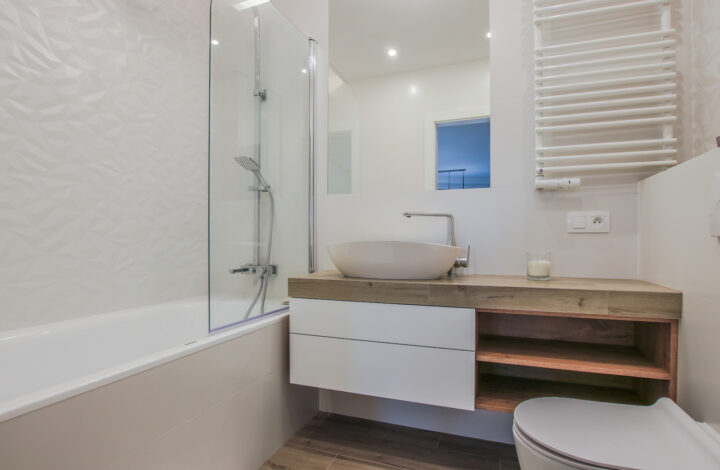 Przestronny apartament z tarasem – Wiślane Tarasy