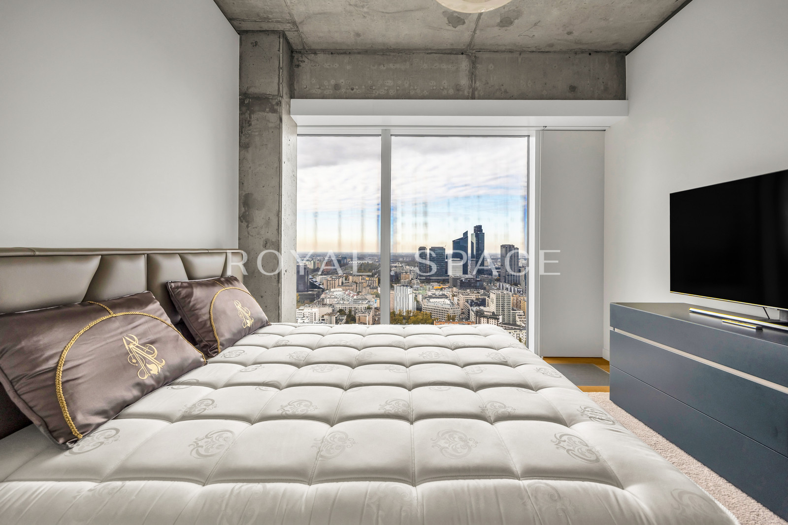 Spectacular apartment at Złota 44!