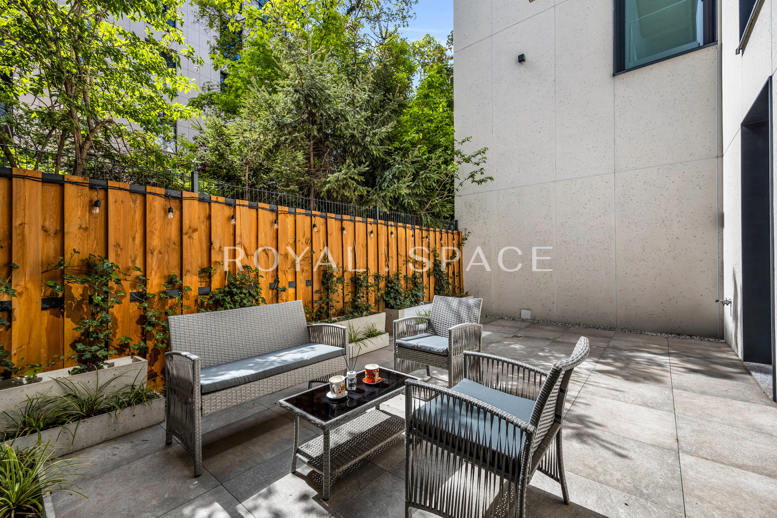 Stylish Apartment with Terrace | Emilii Plater 15!