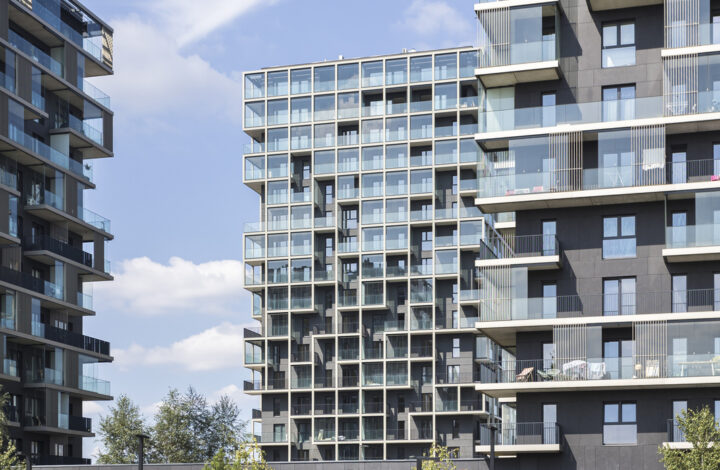 Pierwsza Dzielnica | z balkonem | 8 piętro