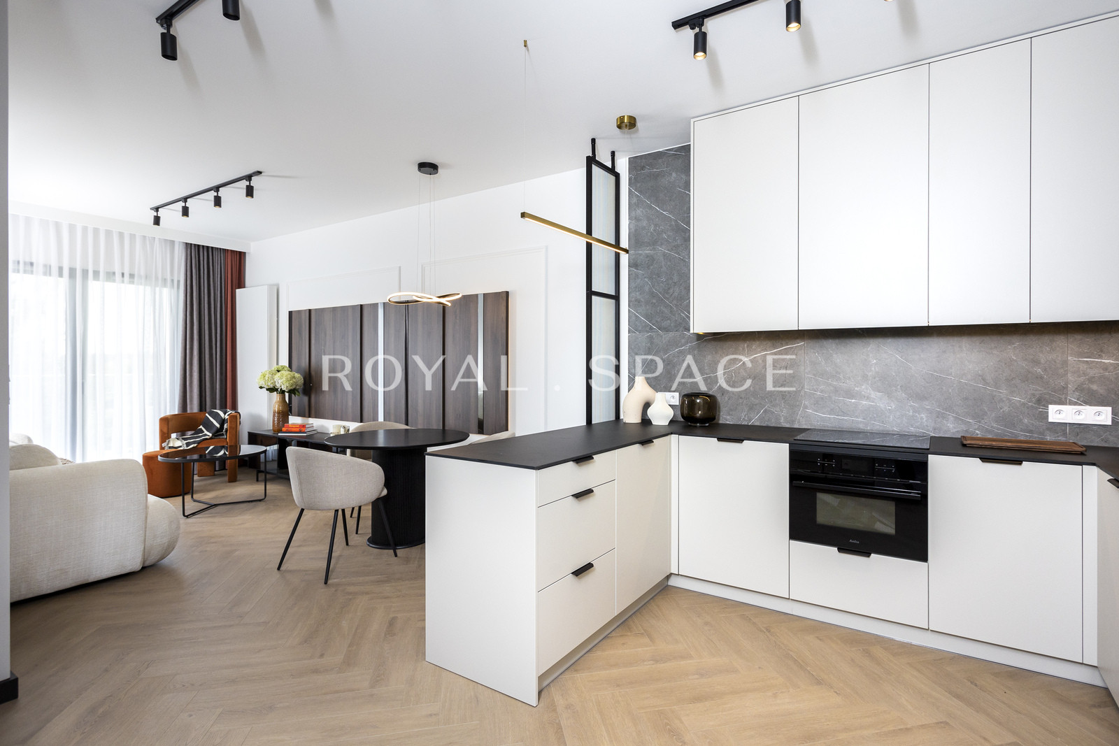 Nowy Apartament z garderobą w Noho N14